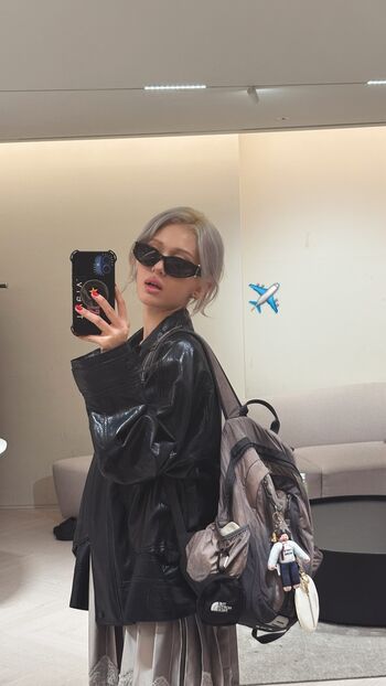 Jeon somi page leaked private photo uncensored HD quality
