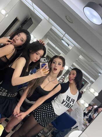 Jeon somi leaked private photo uncensored HD quality