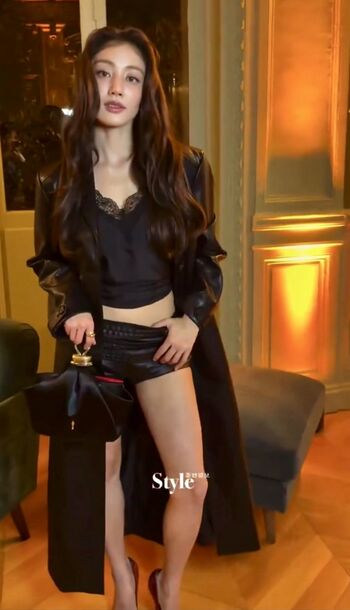 Jihyo page leaked private photo uncensored HD quality
