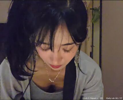 Jinnytty leaked private photo uncensored HD quality
