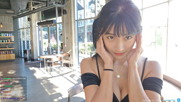 Jinnytty leaked private photo uncensored HD quality