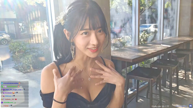 Jinnytty leaked private photo uncensored HD quality