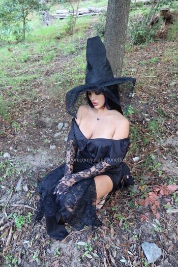 Julia bayonetta  page leaked private photo uncensored HD quality