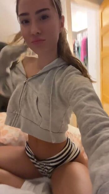 Julia ernst page leaked private photo uncensored HD quality