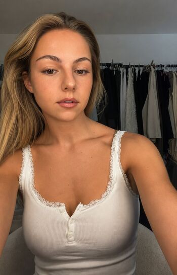 Julia hhlrr leaked private photo uncensored HD quality