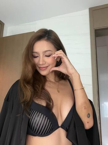 Kathy zheng  page leaked private photo uncensored HD quality