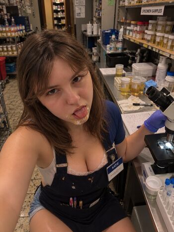 Katie elizzy bugs page leaked private photo uncensored HD quality
