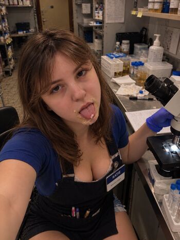 Katie elizzy bugs page leaked private photo uncensored HD quality