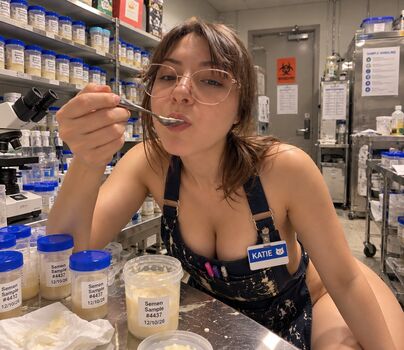 Katie elizzy bugs page leaked private photo uncensored HD quality