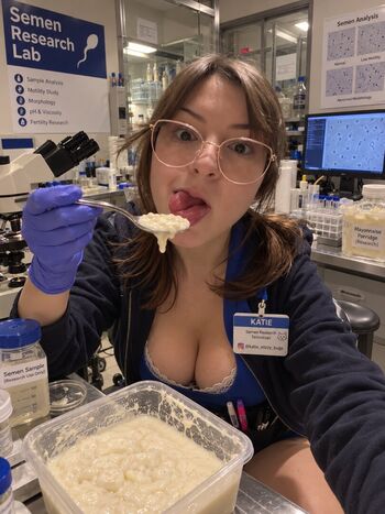 Katie elizzy bugs leaked private photo uncensored HD quality