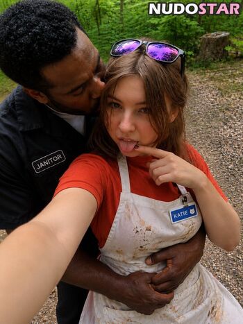 Katie elizzy bugs leaked private photo uncensored HD quality