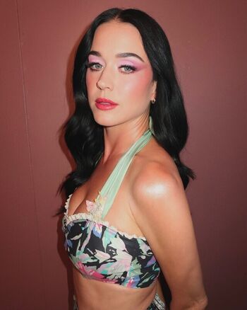 Katy perry  page leaked private photo uncensored HD quality