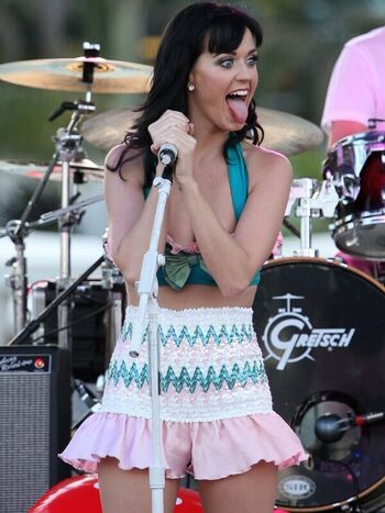 Katy perry  page leaked private photo uncensored HD quality
