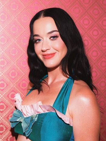 Katy perry  page leaked private photo uncensored HD quality