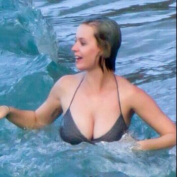 Katy perry leaked private photo uncensored HD quality