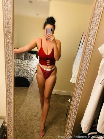 Kim downblouse leaked private photo uncensored HD quality