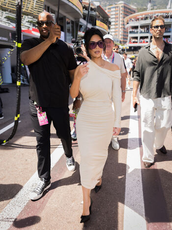Kim kardashian  page leaked private photo uncensored HD quality