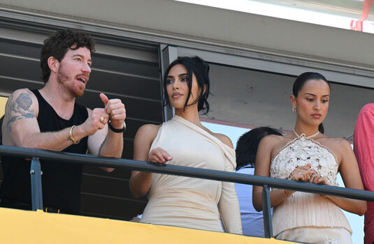 Kim kardashian  page leaked private photo uncensored HD quality