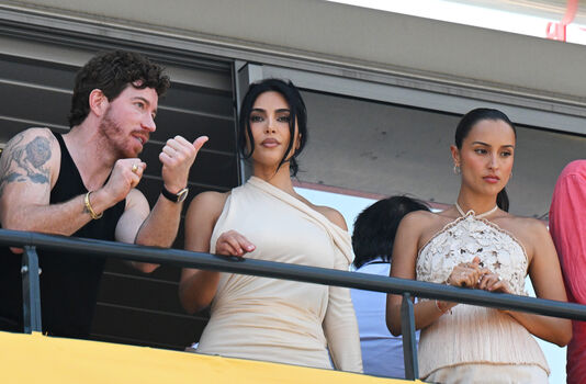 Kim kardashian  page leaked private photo uncensored HD quality