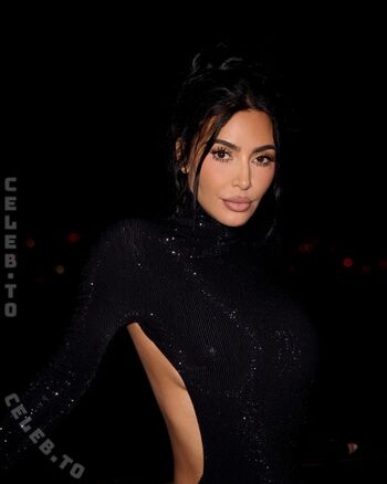 Kim kardashian  page leaked private photo uncensored HD quality