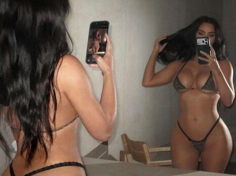 Kim kardashian leaked private photo uncensored HD quality