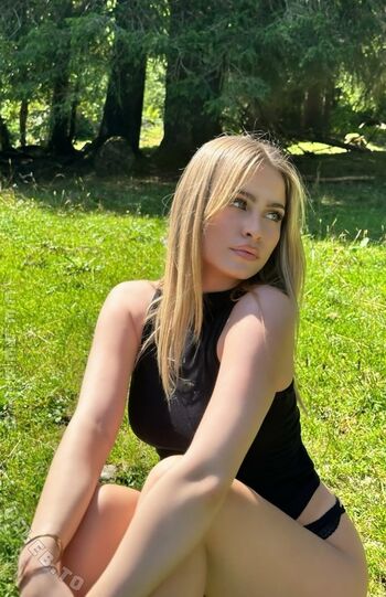 Kim sara leaked private photo uncensored HD quality