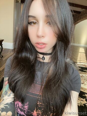 Kiwi sunset  page leaked private photo uncensored HD quality