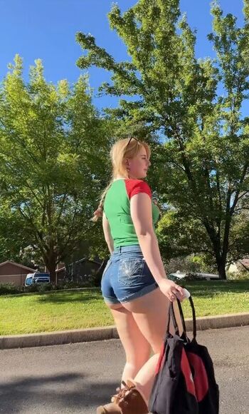 Krissee leaked private photo uncensored HD quality