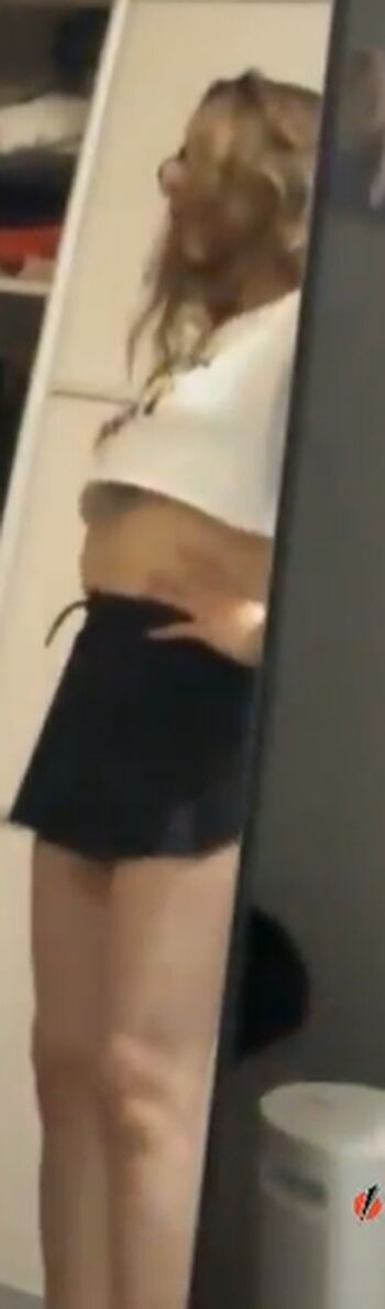 Kybeleniz leaked private photo uncensored HD quality