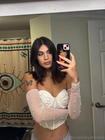 Kyliehaale  page leaked private photo uncensored HD quality