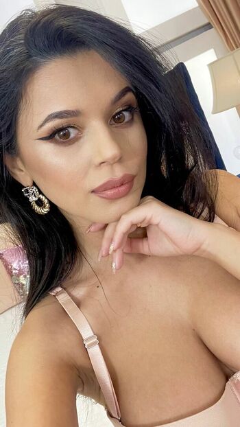 Lara charm leaked private photo uncensored HD quality