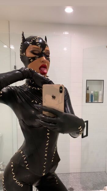 Latex fetish page leaked private photo uncensored HD quality