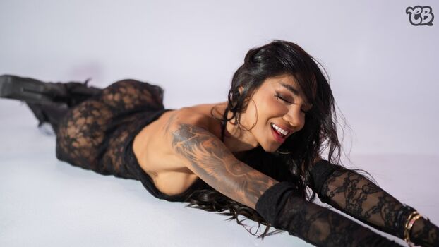 Laura saenz page leaked private photo uncensored HD quality