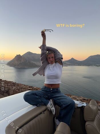 Lea breuer leaked private photo uncensored HD quality