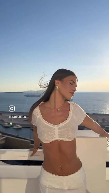 Leah halton page leaked private photo uncensored HD quality