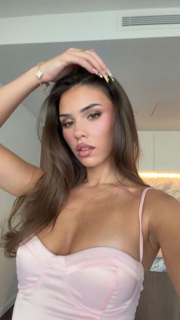 Leah halton page leaked private photo uncensored HD quality