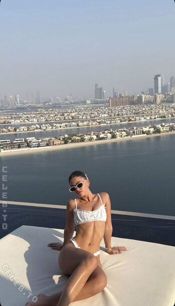 Leah halton page leaked private photo uncensored HD quality