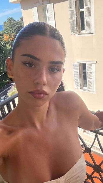 Leah halton page leaked private photo uncensored HD quality