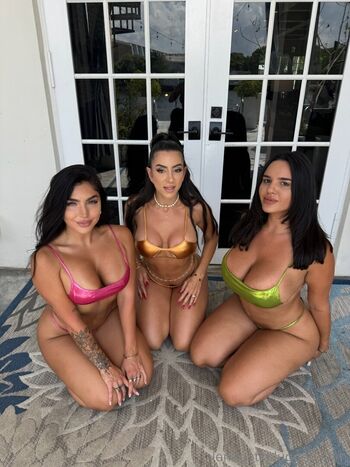 Lena the plug  page leaked private photo uncensored HD quality