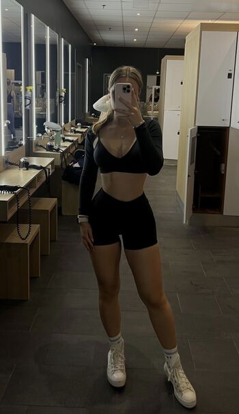 Leticia sophiee leaked private photo uncensored HD quality