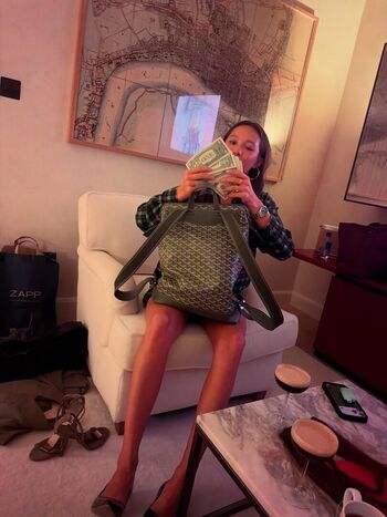Lily chee page leaked private photo uncensored HD quality