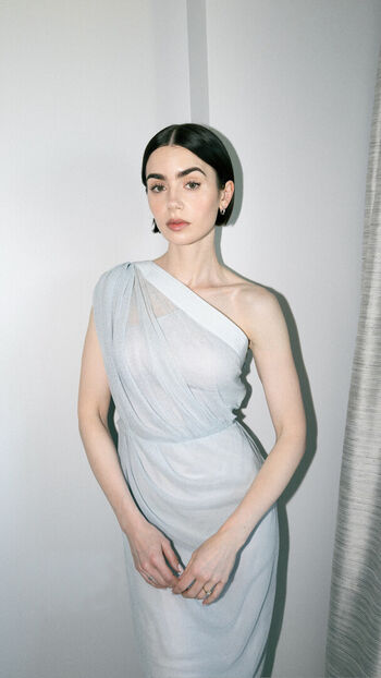 Lily collins page leaked private photo uncensored HD quality