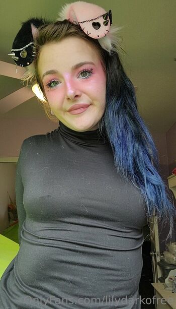 Lilydarkofree leaked private photo uncensored HD quality