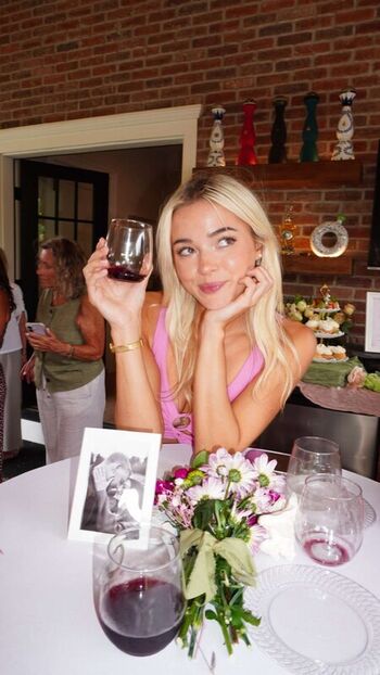 Livvy dunne  page leaked private photo uncensored HD quality