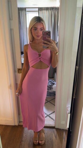 Livvy dunne  page leaked private photo uncensored HD quality