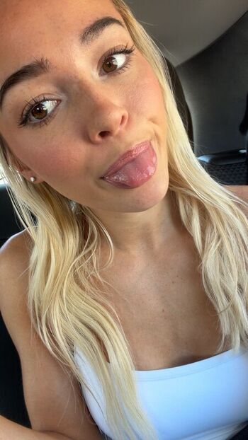Livvy dunne  page leaked private photo uncensored HD quality