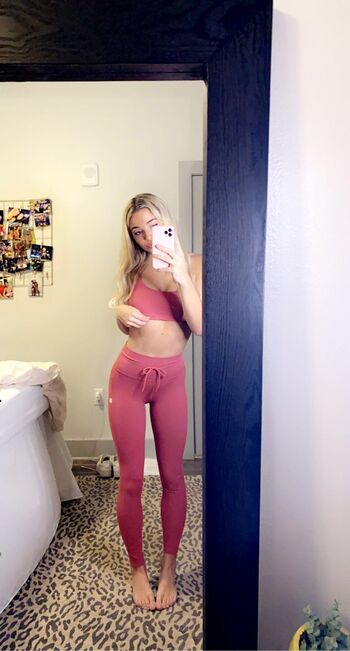 Livvy dunne  page leaked private photo uncensored HD quality