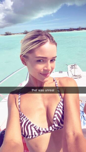 Livvy dunne  page leaked private photo uncensored HD quality