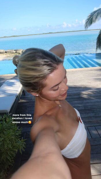 Livvy dunne  page leaked private photo uncensored HD quality