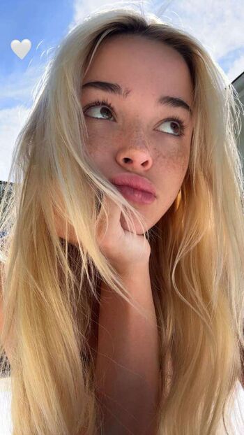 Livvy dunne leaked private photo uncensored HD quality